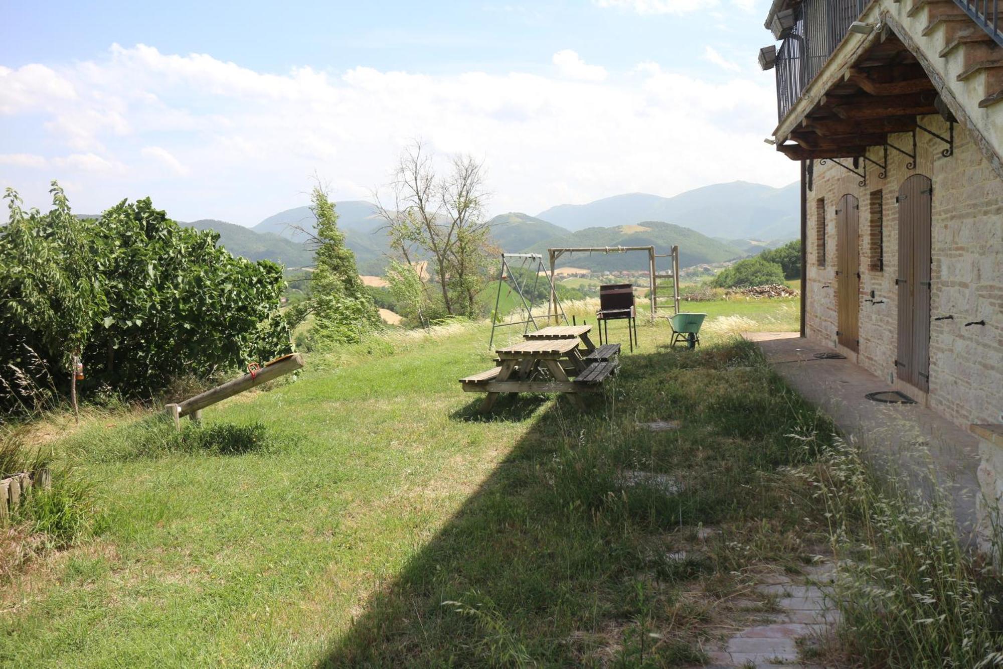 Villa Antica Dimora Italiana à Fabriano Extérieur photo
